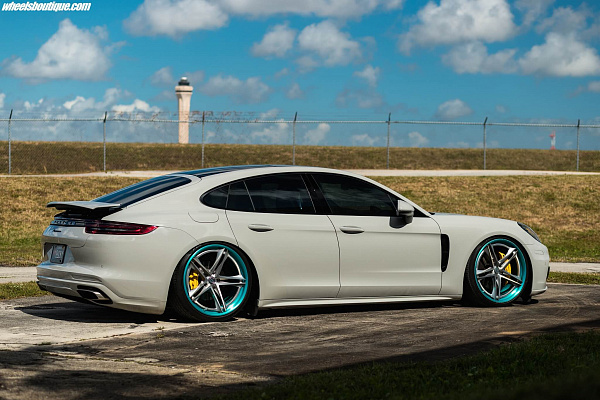 Фото дисков HRE S207H Сатиновый тонированный лак на Porsche Panamera II