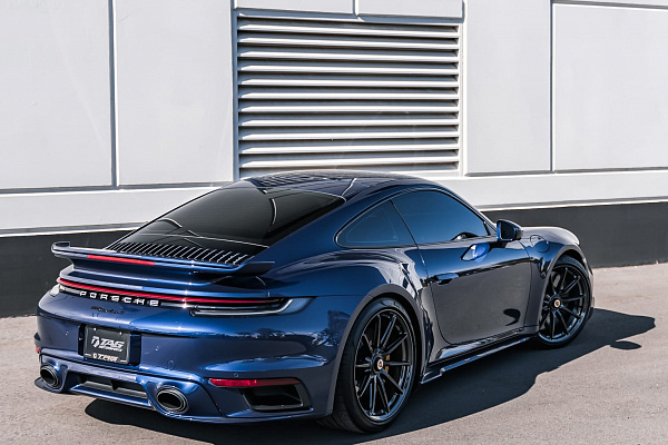 Фото дисков Brixton Forged R11-R Глянцевый темный лак на Porsche 911 VIII