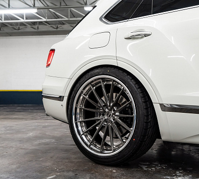 Фото дисков Anrky AN39 на Bentley Bentayga