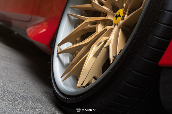Фото дисков Anrky S3-X1 Сатиновое золото на Ferrari F8