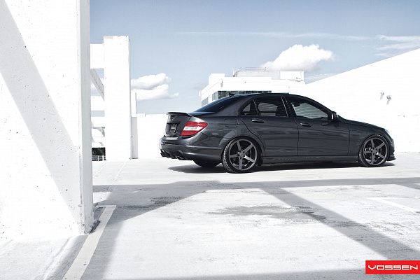 Фото дисков Vossen CV3 Сатиновый графит на Mercedes-Benz C-Class (W204)