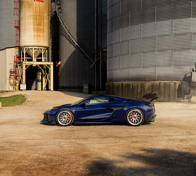 Фото дисков Vossen GEN-03 на Chevrolet Corvette C8
