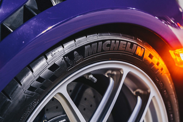 Фото дисков HRE R101 Lightweight Сатиновый лак на Porsche 911 VII