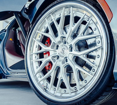 Фото дисков Strasse Wheels SV10M Deep Concave FS на McLaren 650S