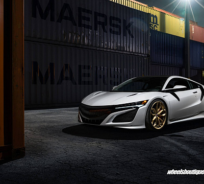 Фото дисков HRE P201 на Acura NSX II