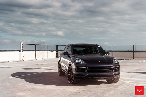 Фото дисков Vossen HF-2 Черный глянец на Porsche Cayenne III