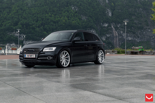 Фото дисков Vossen CVT Серебро на Audi Q5 (8R)