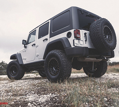 Фото дисков Black Rhino PRIMM на Jeep Wrangler III (JK)