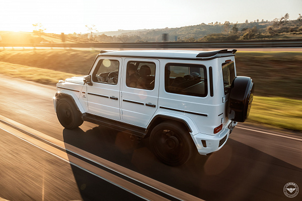 Фото дисков Vossen UV-3 Черный сатин на Mercedes-Benz G-Class III