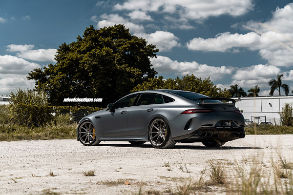 Фото дисков HRE P104SC Сатиновый тонированный лак на Mercedes-Benz AMG GT I