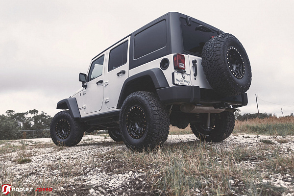 Фото дисков Black Rhino PRIMM Черный сатин на Jeep Wrangler III (JK)