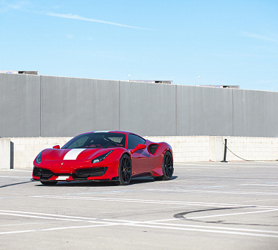 Фото дисков NOVITEC NF8 на Ferrari 488