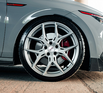 Фото дисков Vossen HF-5 на Volkswagen Golf VIII