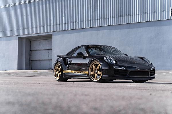 Фото дисков HRE 527 Сатиновое золото на Porsche 911 VII