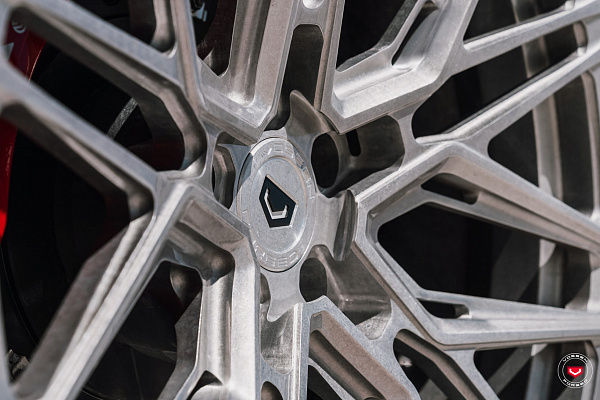 Фото дисков Vossen EVO-5R Глянцевый лак на Dodge Charger VII
