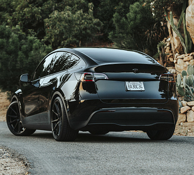Фото дисков Vossen HF-3 на Tesla Model Y