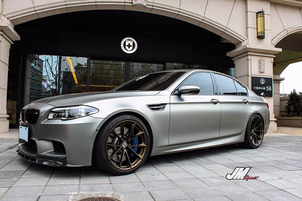 Фото дисков HRE P204 Сатиновая бронза на BMW 5/M5 (F10)