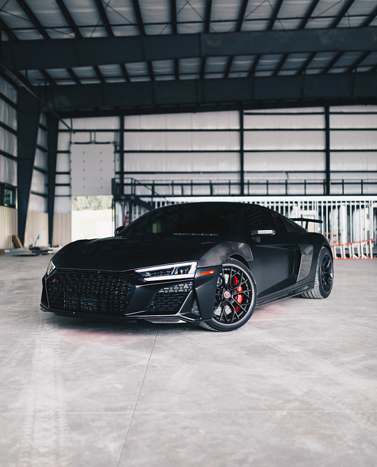 Фото дисков PF10 Черный сатин на Audi R8 (4S)