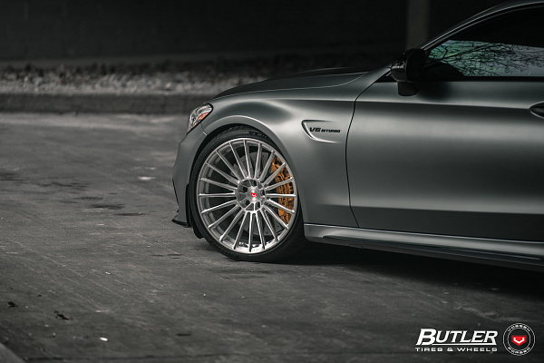 Фото дисков Vossen S17-04 Глянцевый темный лак на Mercedes-Benz C-Class (W205)