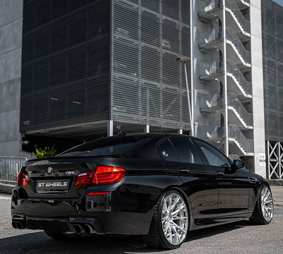 Фото дисков ST Wheels ST9.2 на BMW 5/M5 (F10)