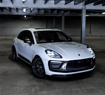 Фото дисков Bola FLZ на Porsche Macan I
