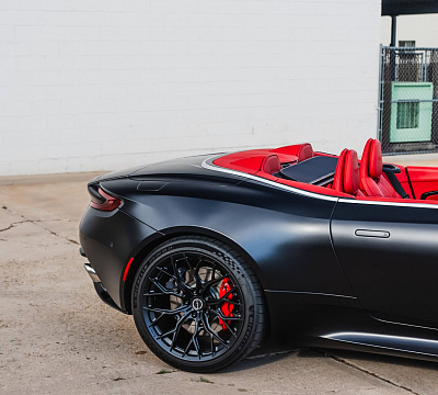 Фото дисков Brixton Forged PF13 R / RS на Aston Martin DB12