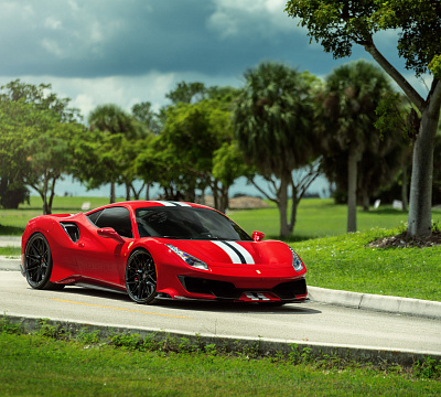 Фото дисков Vossen EVO-5 на Ferrari 488