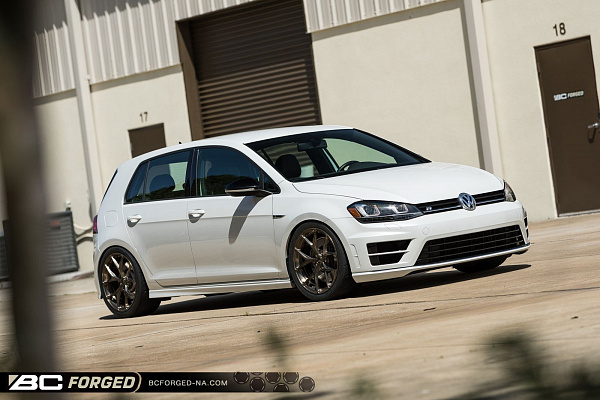 Volkswagen Golf MK7 GTI