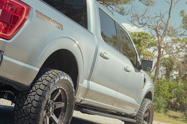 Фото дисков 4PLAY 4PS63 Сатиновая бронза на Ford F-150 XIV