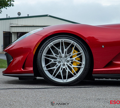 Фото дисков Anrky S1-X1 на Ferrari 812