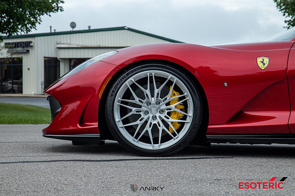 Фото дисков Anrky S1-X1 Глянцевый лак на Ferrari 812