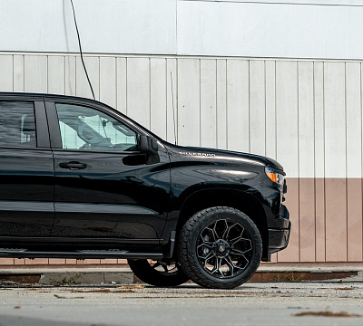 Фото дисков 4PLAY 4P83 на Chevrolet Silverado IV