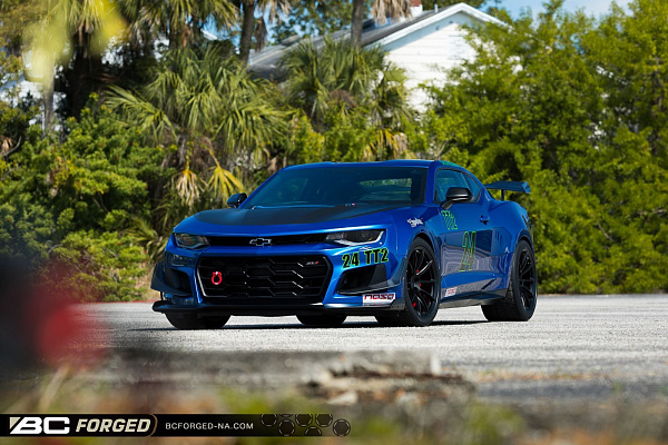 Фото дисков BC Forged KL13 Черный матовый на Chevrolet Camaro VI