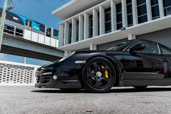 Фото дисков HRE 527 Черный сатин на Porsche 911 VI