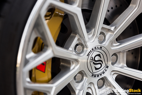 Фото дисков Strasse Wheels SV20M Deep Concave FS Глянцевый лак на Audi A/S/RS 5 (F5)