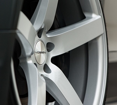 Фото дисков Vossen CV3 на Audi A/S 8 (D4)