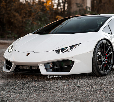 Фото дисков Strasse Wheels SV1 Deep Concave Monoblock на Lamborghini Huracan