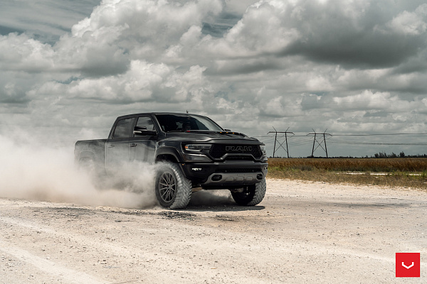 Фото дисков Vossen HF6-1 Алмазная проточка на Ram 1500 V