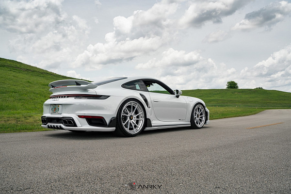 Фото дисков Anrky AN33 Сатиновый лак на Porsche 911 VIII