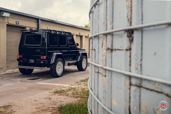 Фото дисков Vossen LC3-13T Белый глянец на Mercedes-Benz G-Class II
