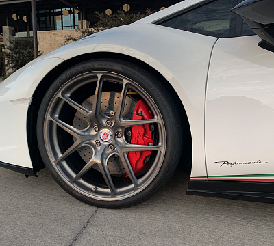 Фото дисков HRE R101 Lightweight на Lamborghini Huracan