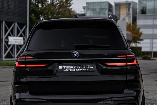 Фото дисков ST Wheels ST3 Черный глянец на BMW X7 (G07)