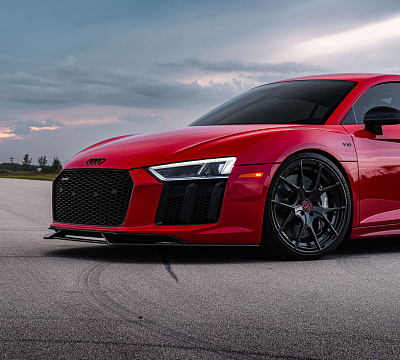 Фото дисков Strasse Wheels SM5R Deep Concave Duoblock на Audi R8 (4S)