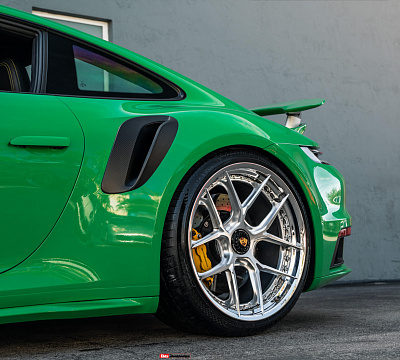 Фото дисков HRE S101SC на Porsche 911 VIII