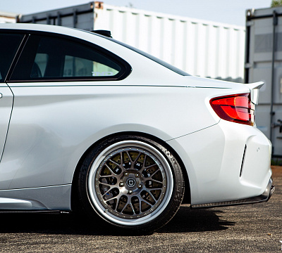 Фото дисков HRE 300 на BMW 2/M2 (F22/F87)