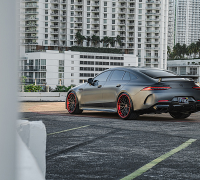 Фото дисков Strasse Wheels SV10M-RS Deep Concave FS на Mercedes-Benz AMG GT I