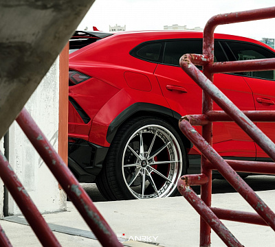 Фото дисков Anrky AN38 на Lamborghini Urus
