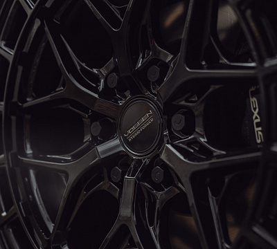 Фото дисков Vossen HFX-1 (6-Lug) на Lexus LX IV