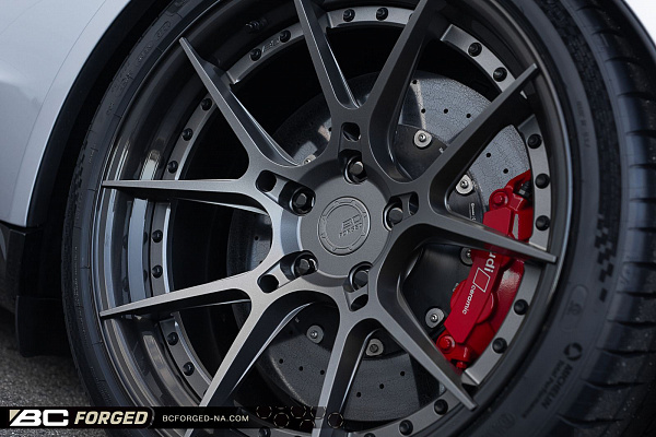 Фото дисков BC Forged HCA165 Матовый графит на Audi E-tron GT