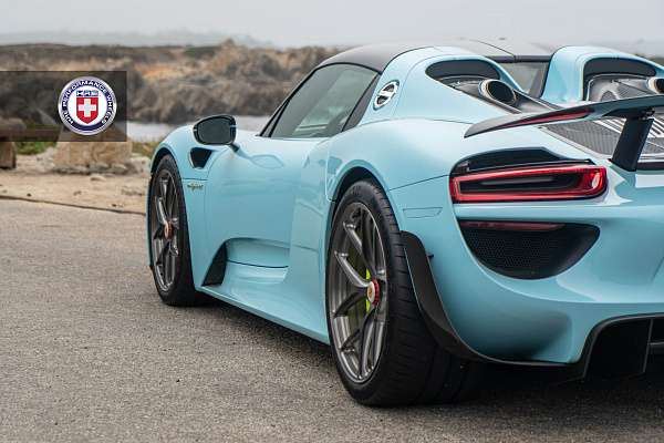 Фото дисков HRE R101 Lightweight Глянцевый темный лак на Porsche 918 Spyder
